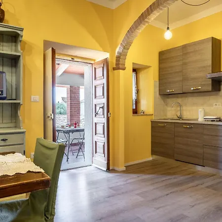 Il Cipresso, Casa Dei Nonni,